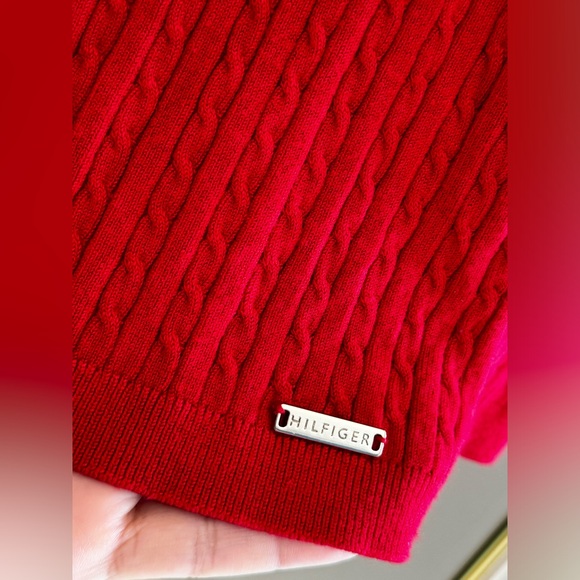 Tommy hillfiger top full sleeve stretchable fabric - Picture 3 of 4